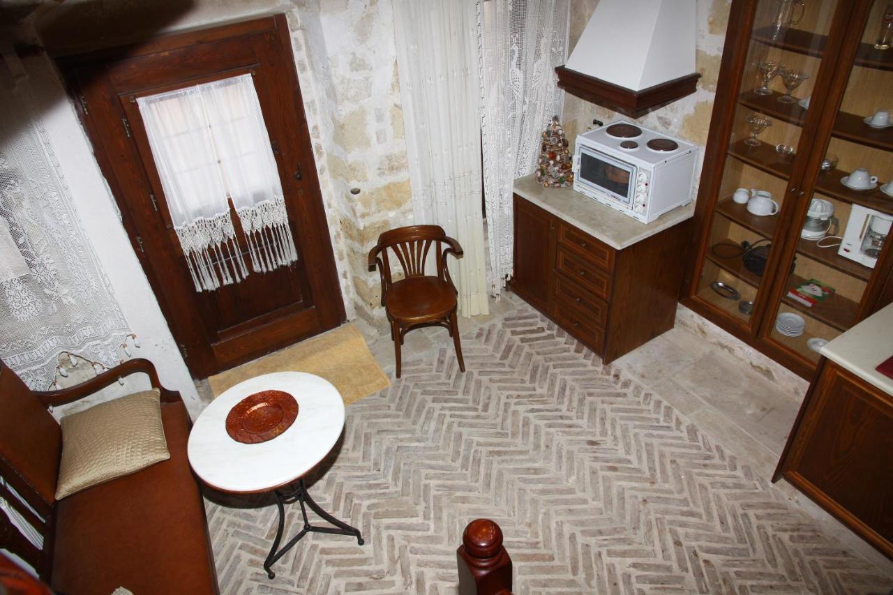 Traditional Cretan Houses,Agios Myronas Extérieur photo