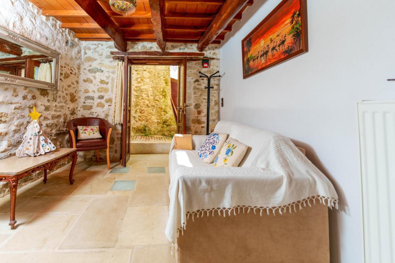 Traditional Cretan Houses,Agios Myronas Extérieur photo