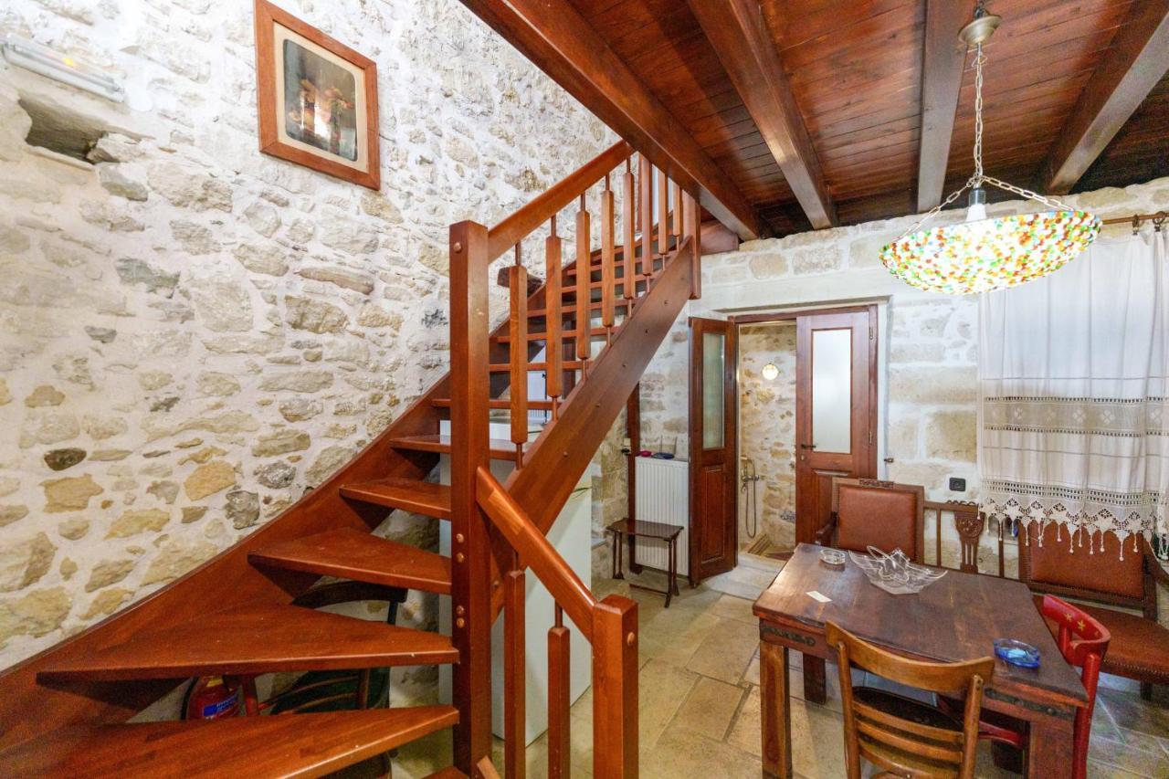 Traditional Cretan Houses,Agios Myronas Extérieur photo