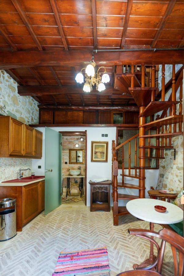 Traditional Cretan Houses,Agios Myronas Extérieur photo