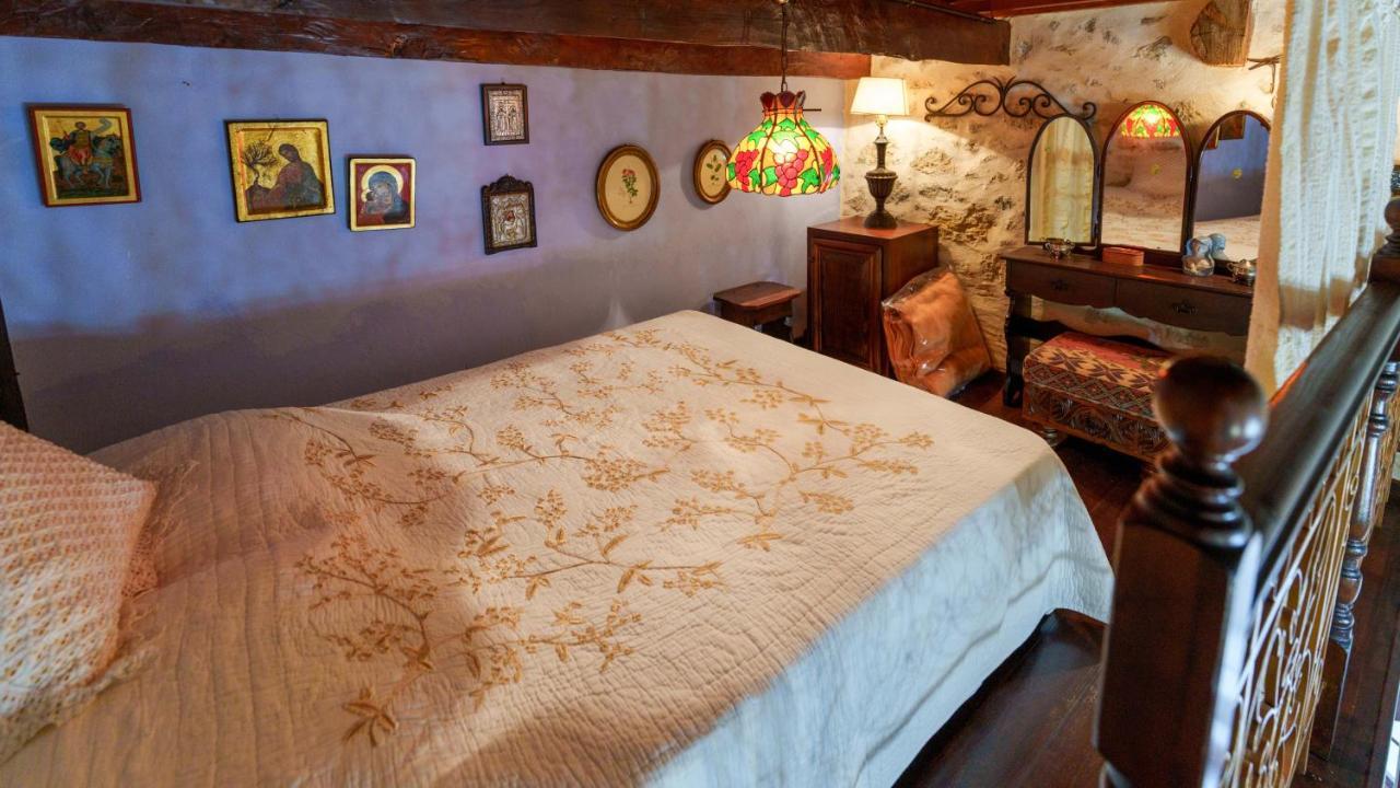 Traditional Cretan Houses,Agios Myronas Extérieur photo
