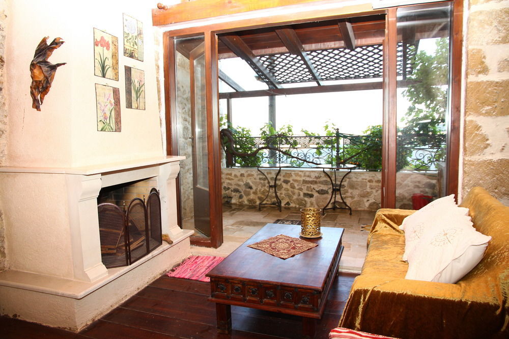 Traditional Cretan Houses,Agios Myronas Extérieur photo