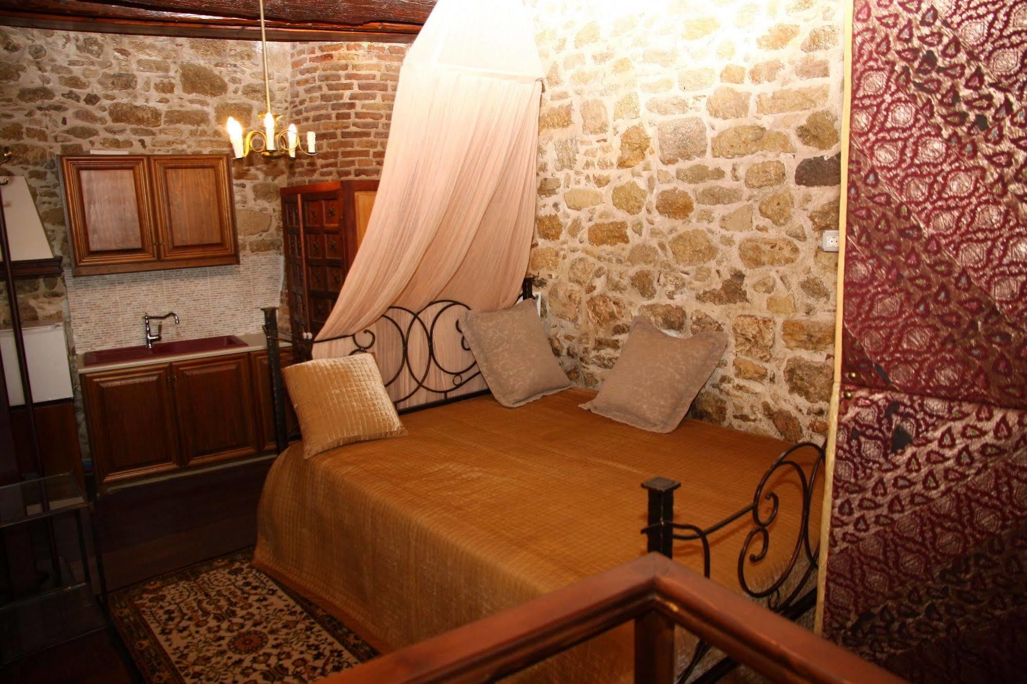 Traditional Cretan Houses,Agios Myronas Extérieur photo